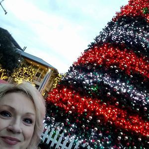 Meet your Posher, Laurie